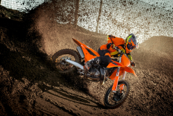 KTM TAKES RIDER CONNECTION TO THE NEXT LEVEL WITH THE 2025 KTM MOTOCROSS RANGE